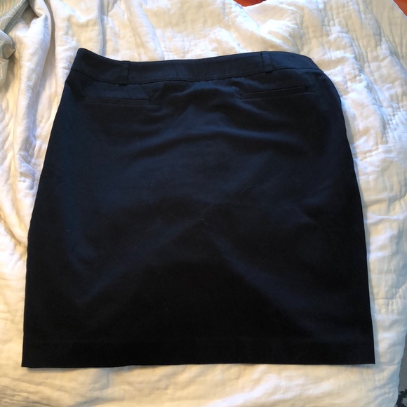 Dana Buchman Dresses & Skirts - Black skirt Dana Buchman Dresses & Skirts - Black skirt